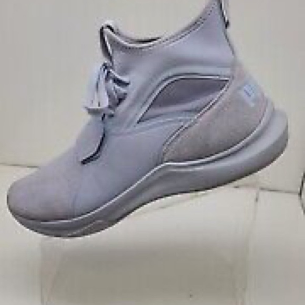 Puma Phenom Suede Women's 7 Mid Athletic Sneakers Blue Icelandic Used